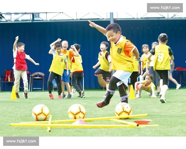 全网聚焦足球直播直播精彩赛事即时互动观赛新体验升级沉浸式乐趣